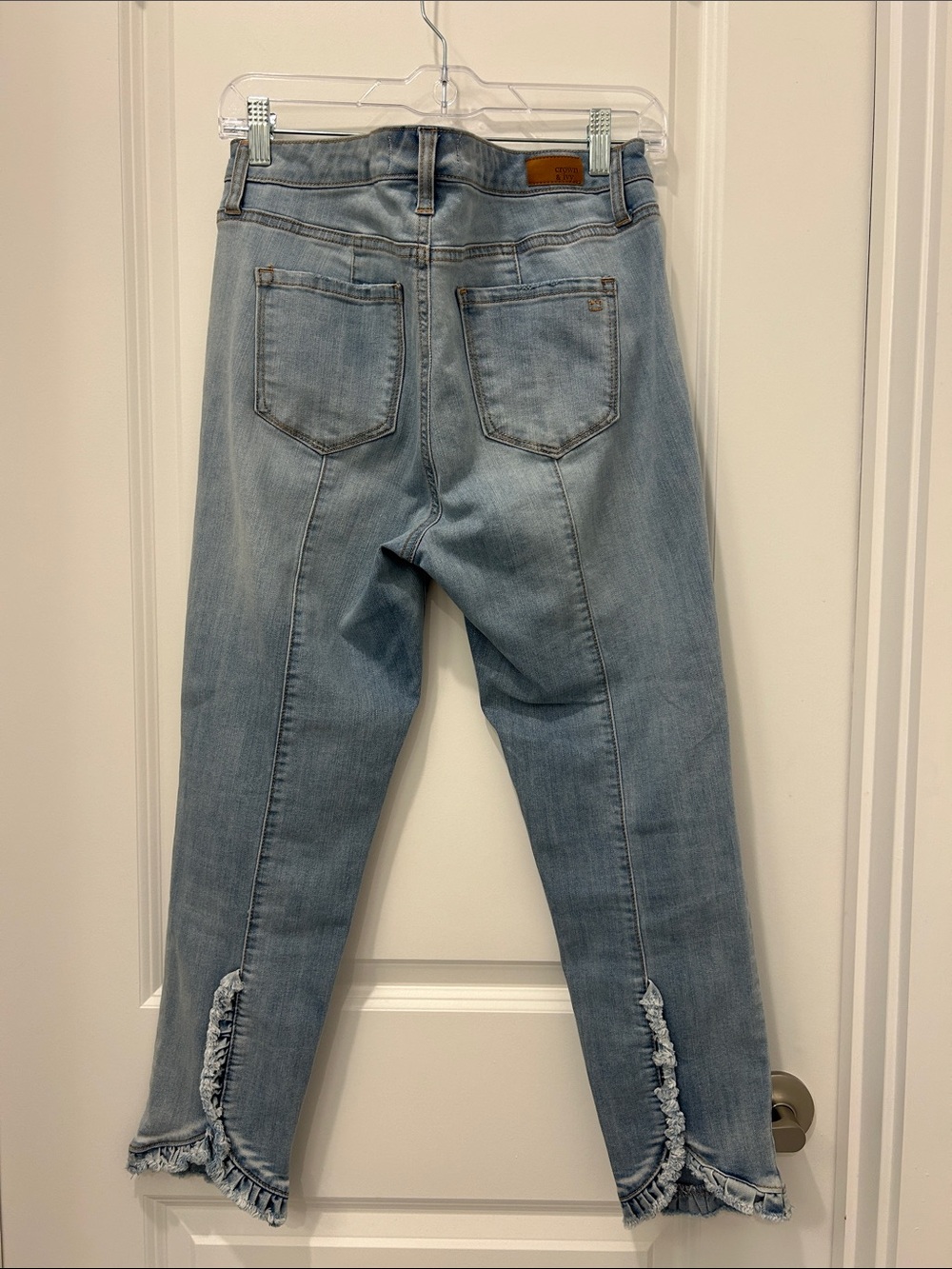 crown & ivy Light Wash Cropped Jeans with Distressed Ruffle Hem - Picture 2 of 4